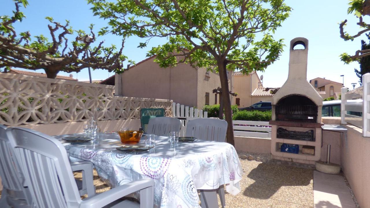 Pavillon T2 Mezzanine, Les Fregates, St Pierre La Mer Saint-Pierre-la-Mer  エクステリア 写真